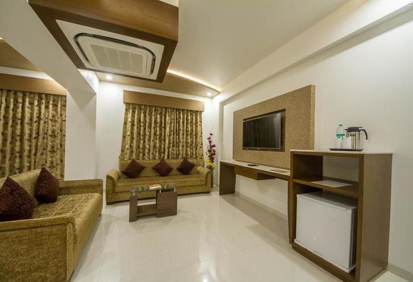 Hotel The Grand Vinayak 18