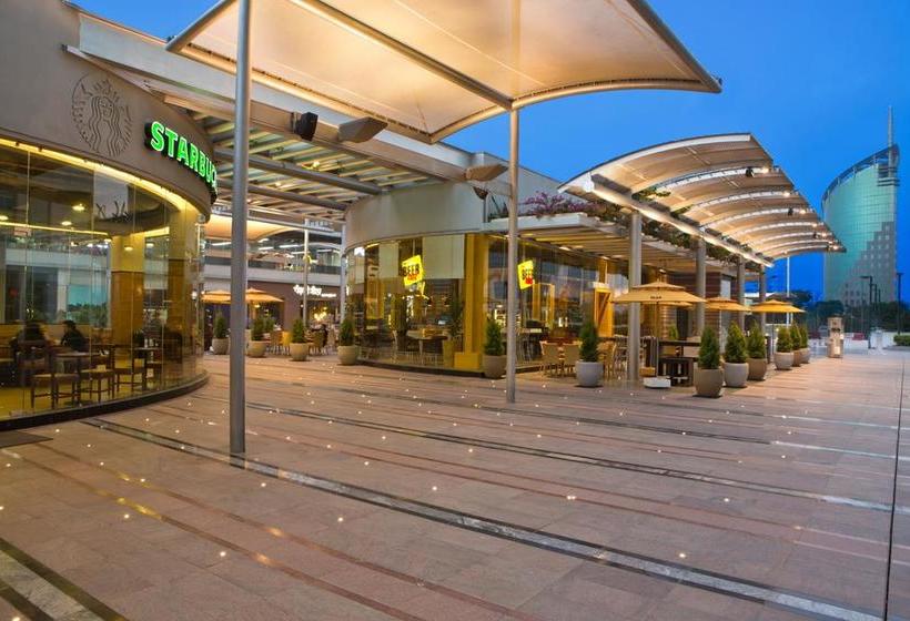 Rosewood Apartment Hotelgurgaon 17