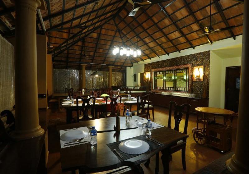 Rain Forest Ayur County Resort 16