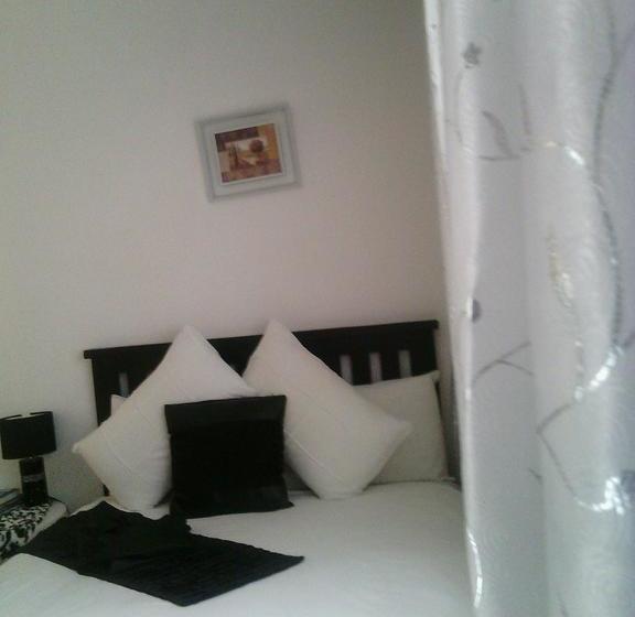 Bed and Breakfast Mentor Guest House 11