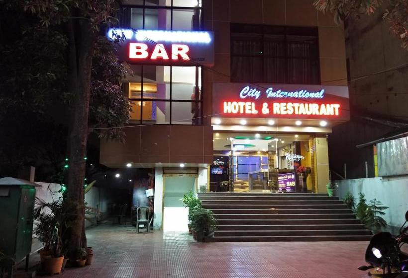 Hotel City International 13