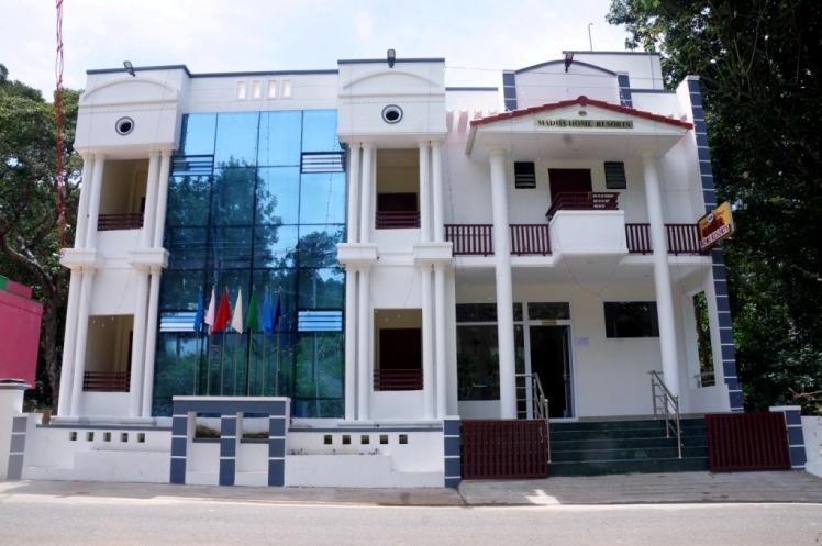 Madha Home Resorts At Backwater 7