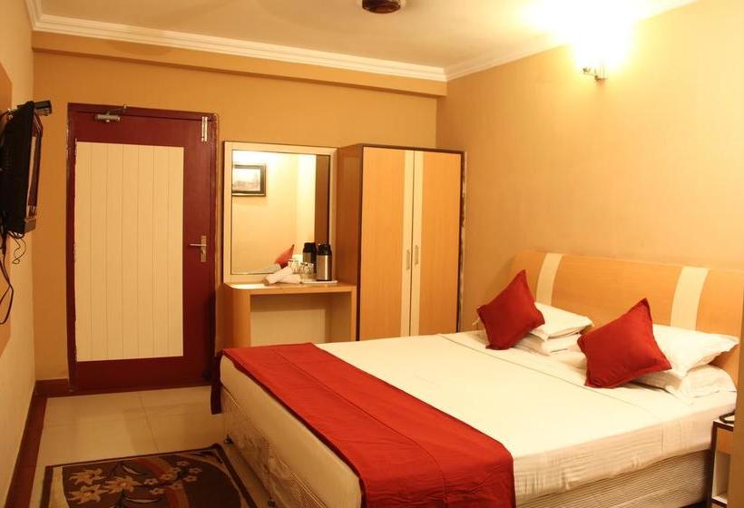 Hotel Sapphire International 4