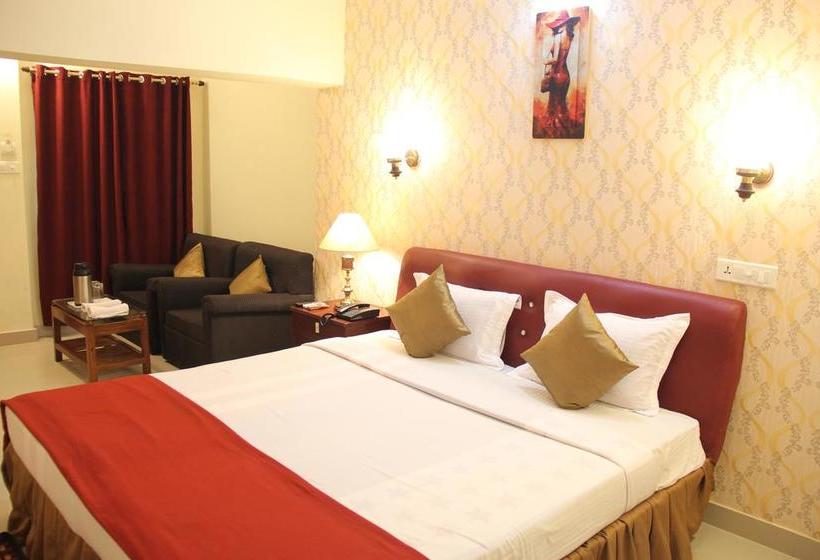 Hotel Sapphire International 5