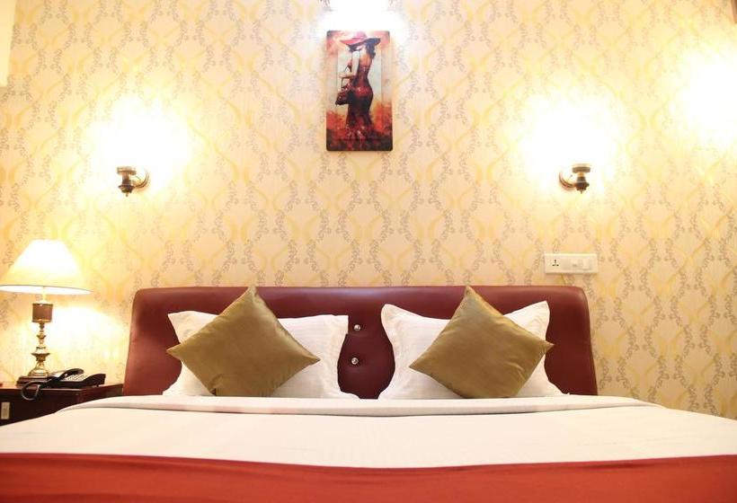 Hotel Sapphire International 6