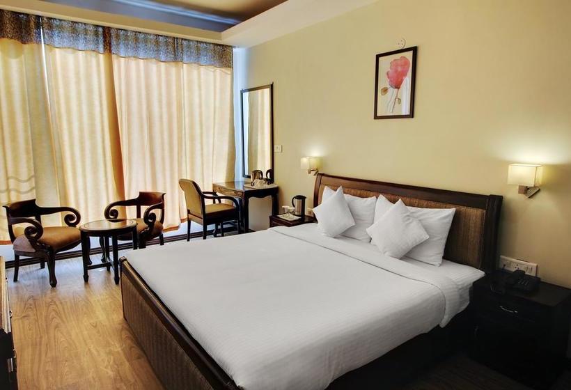 Hotel The Katoch Grand Resort 13