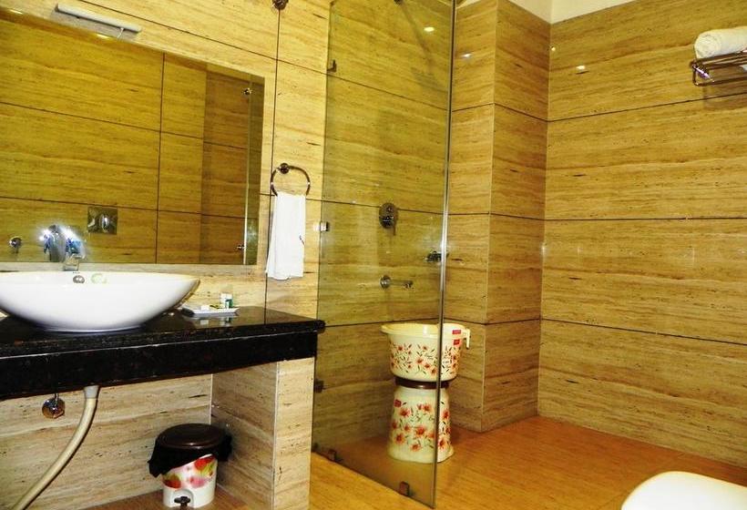 Hotel The Vaikunth 2