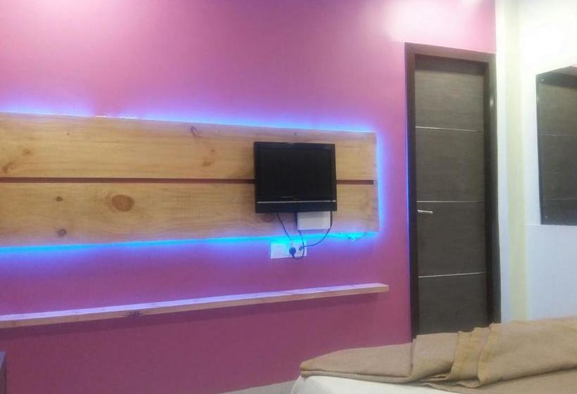 Tandoor Palace Hotel & Restaurant 4