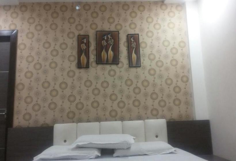 Tandoor Palace Hotel & Restaurant 6