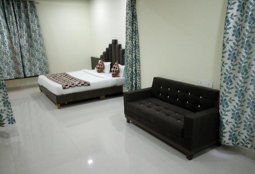 Hotel Casa Green Shirdi 19