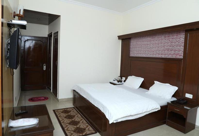 Hotel Abhinandan 8