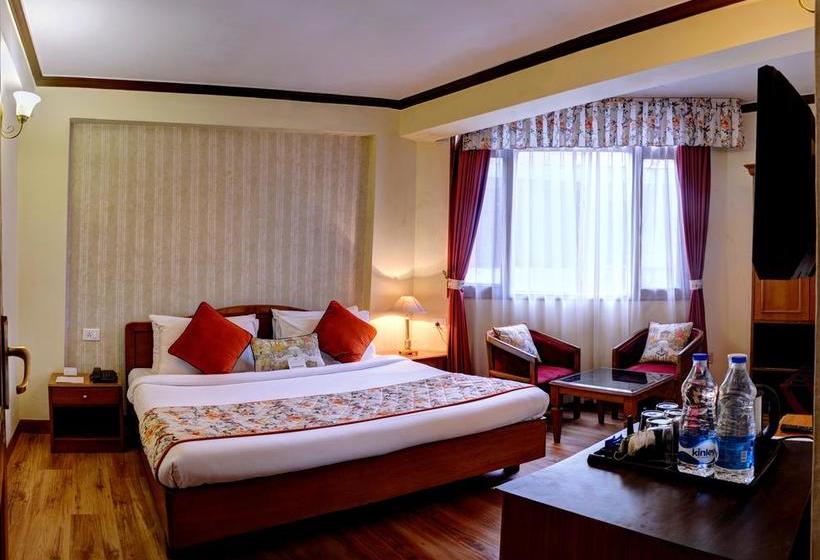 Hotel Summit Le Royale 8