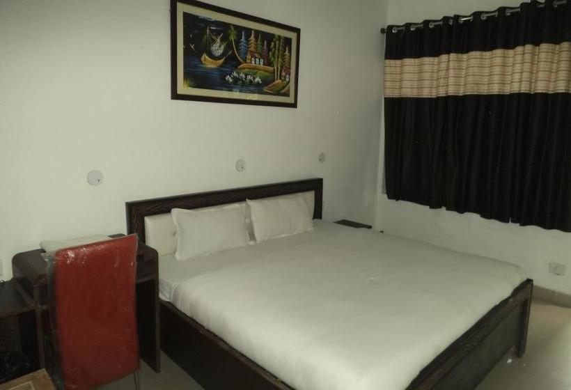 Hotel The Tiger Lodge 2