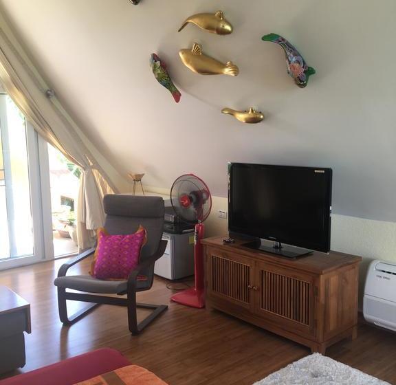 Resort Absolute Beachfront Villa 12