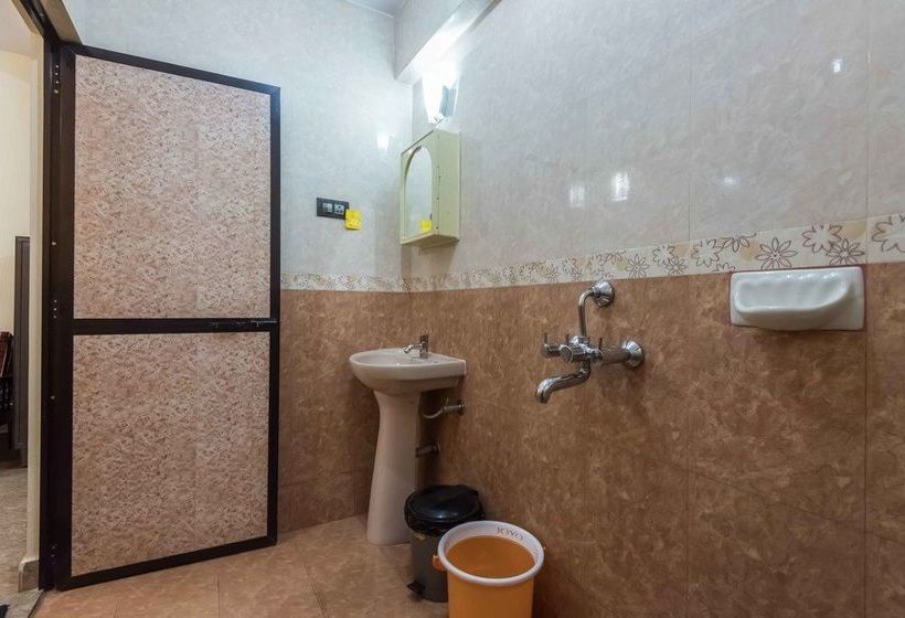 Hotel Oyo Stayout Near Cohiba Club Candolim 15