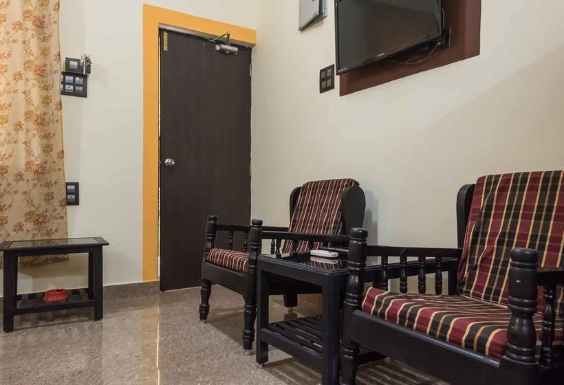 Hotel Oyo Stayout Near Cohiba Club Candolim 9