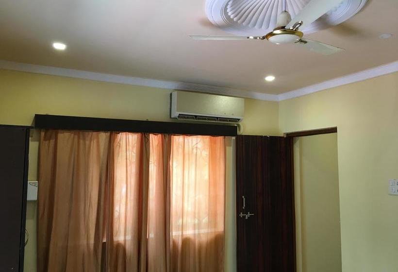 Hotel Oyo Stayout For Family At Calangute 15