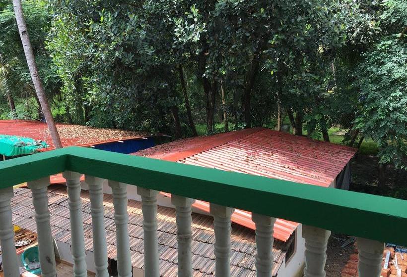 Hotel Oyo Stayout For Family At Calangute 19