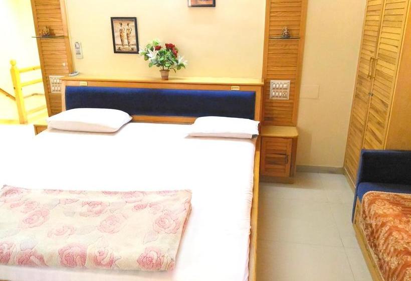 Hotel Arjun Villa 11