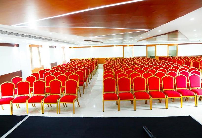 Hotel Green Park Residency 14