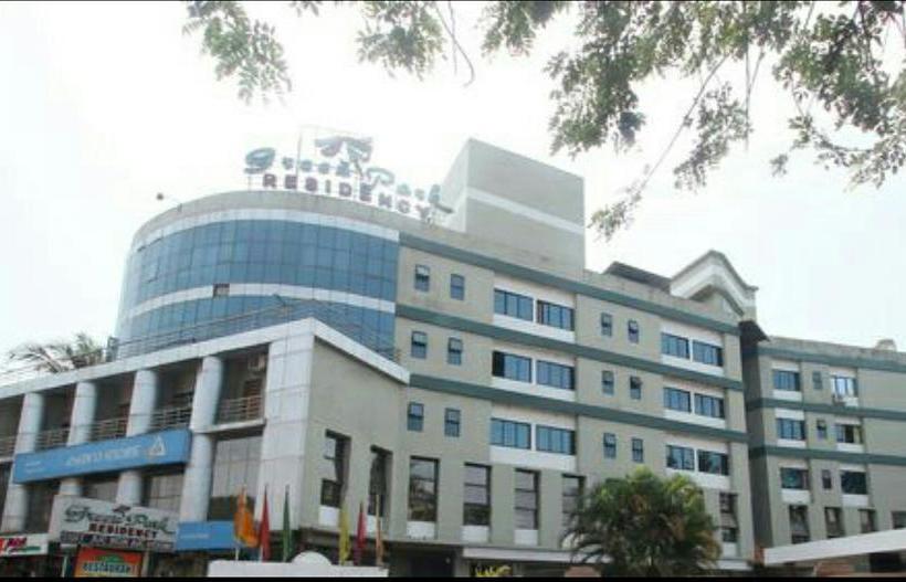 Hotel Green Park Residency 16