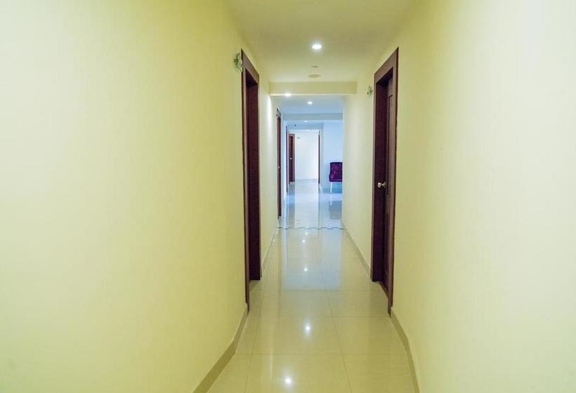 Hotel Green Park Residency 4