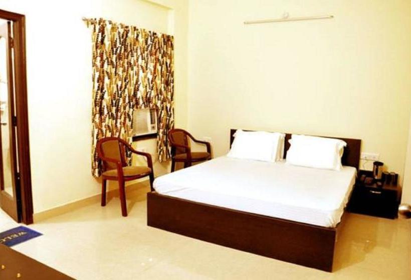 Hotel Triund Regency 4