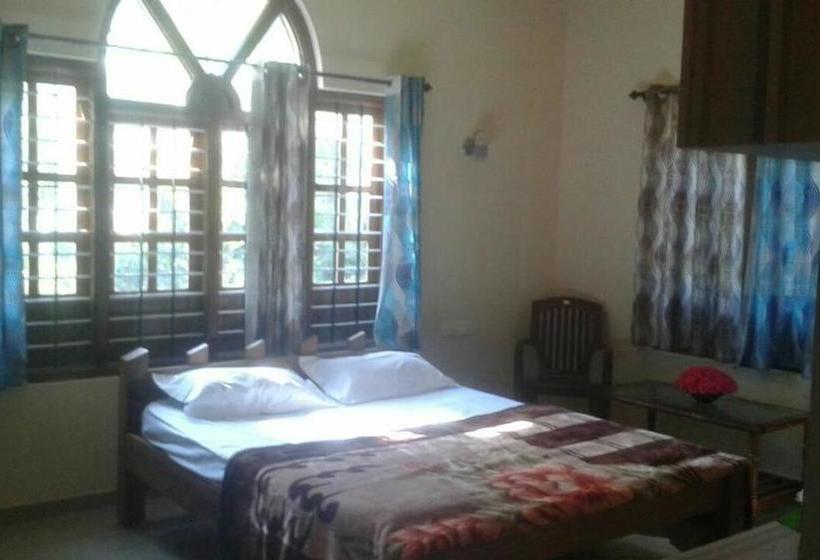 Bed and Breakfast Blossom Breeze Home Stay 1