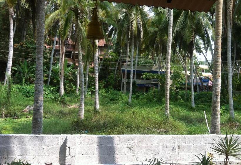 Hotel Devi Beach Resort 3