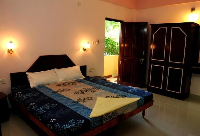 Hotel Devi Beach Resort 5