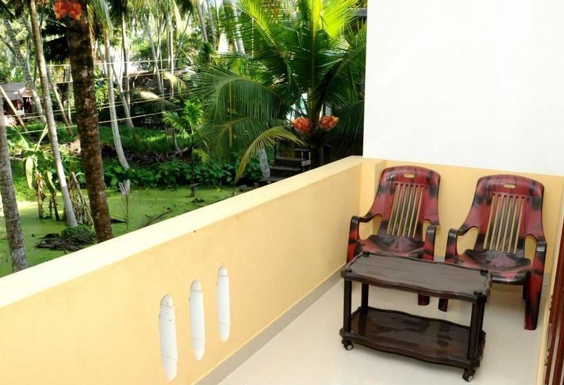 Hotel Devi Beach Resort 7