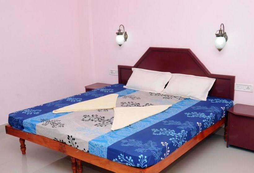 Hotel Devi Beach Resort 9