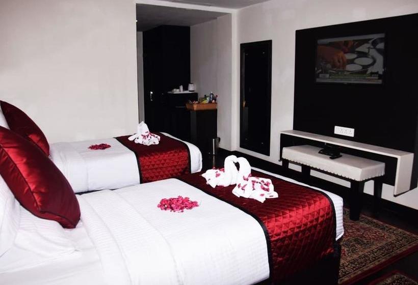 Hotel Rose Petal Srinagar 3