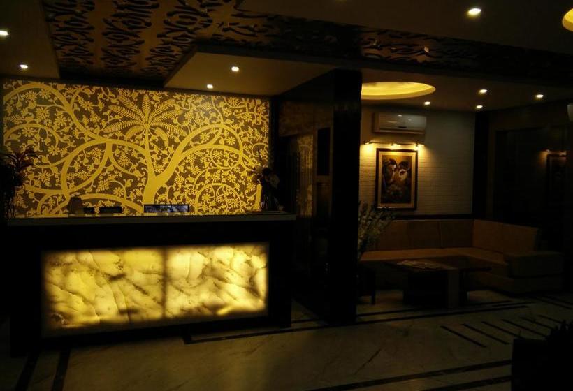 Hotel Dhauladhar Heights 6