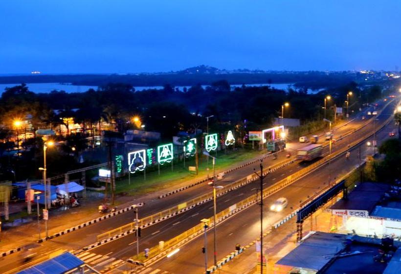 Hotel Sudarshan City Walk 11