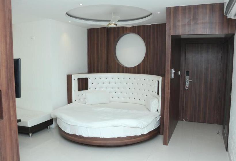 Hotel Sudarshan City Walk 7