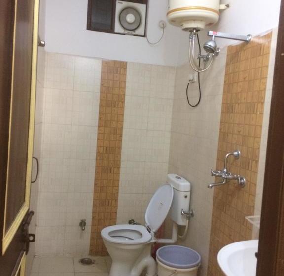 Hotel Guru Residency 2