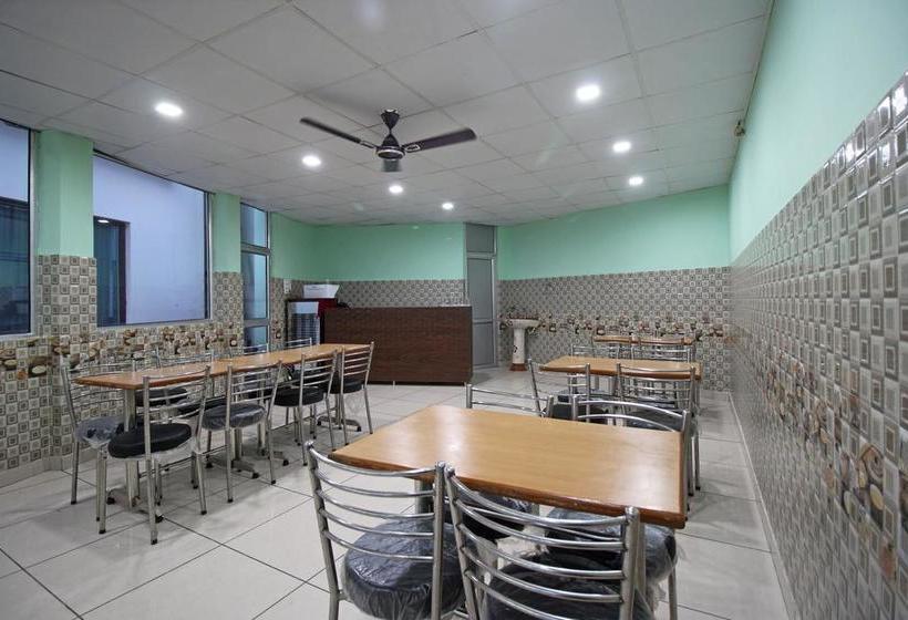 Hotel Ks International 13