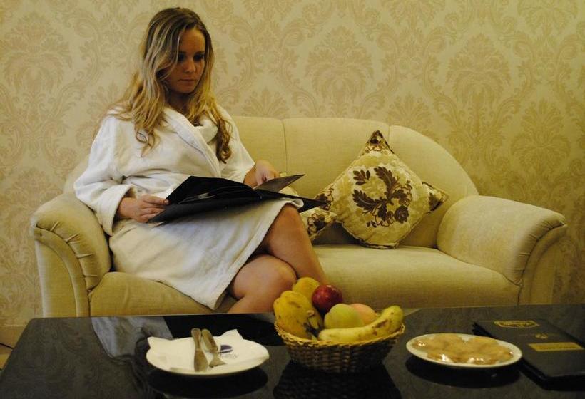 Hotel Viceroy Inn Dehradun