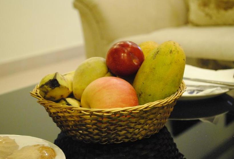 Hotel Viceroy Inn Dehradun 1