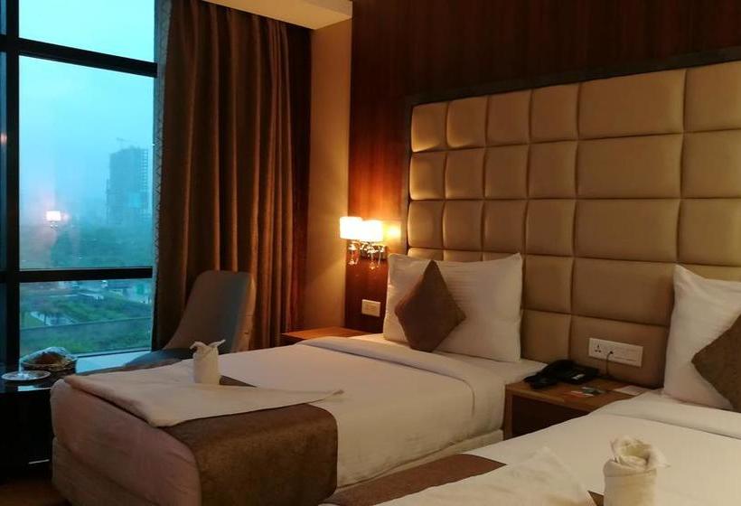 Hotel Hide Away Suites 1