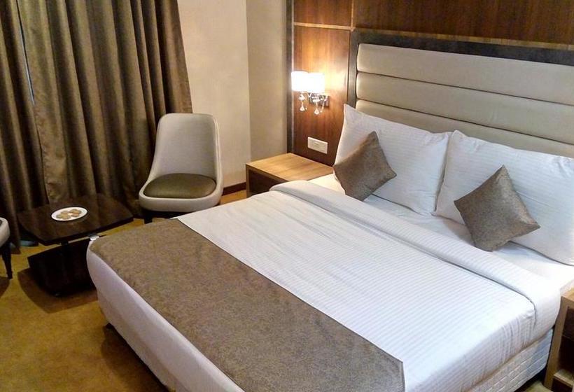 Hotel Hide Away Suites 3