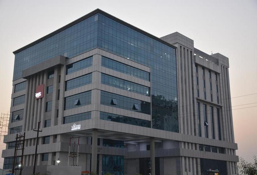 Hotel Hide Away Suites 4