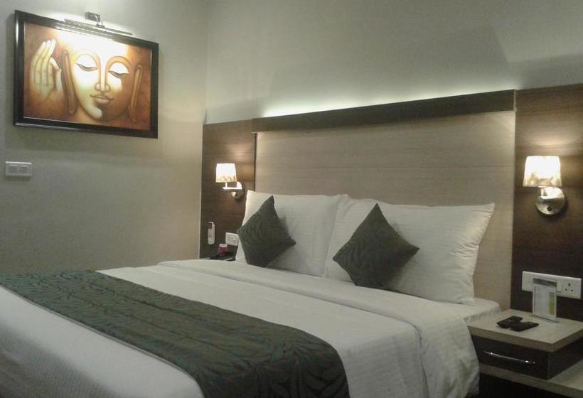 Hotel Hide Away Suites 5