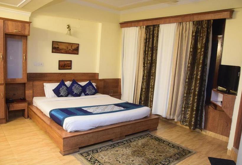 Zinnia Hotels And Resort 11