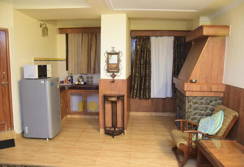 Zinnia Hotels And Resort 13