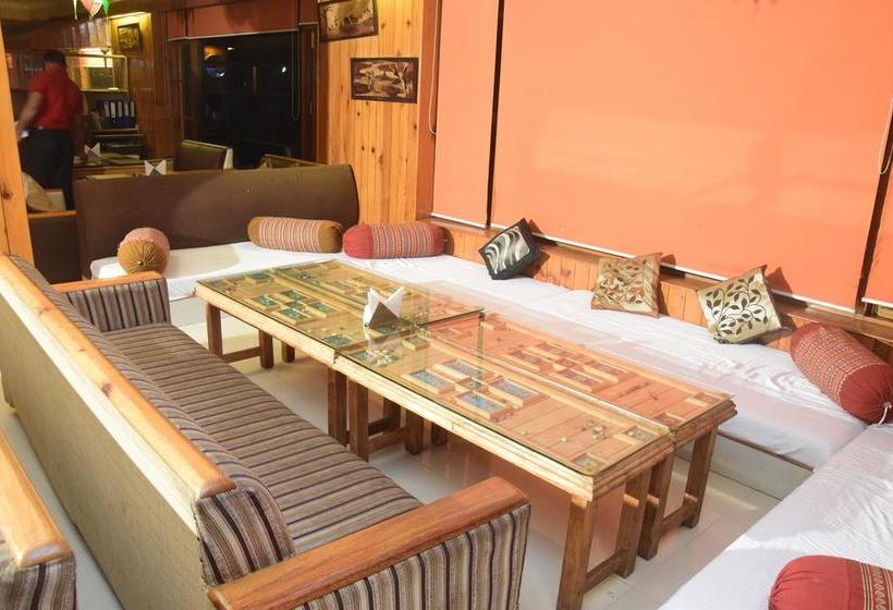 Zinnia Hotels And Resort 3