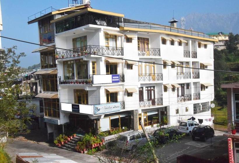 Zinnia Hotels And Resort 4