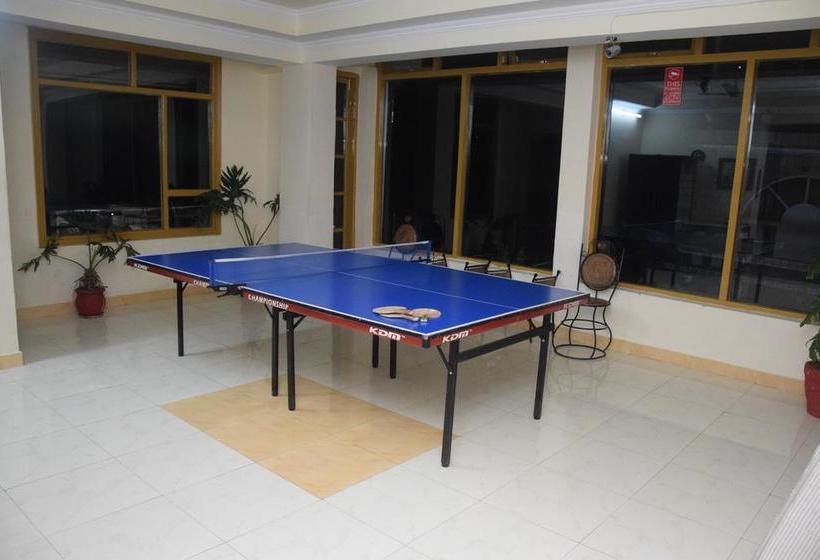 Zinnia Hotels And Resort 5