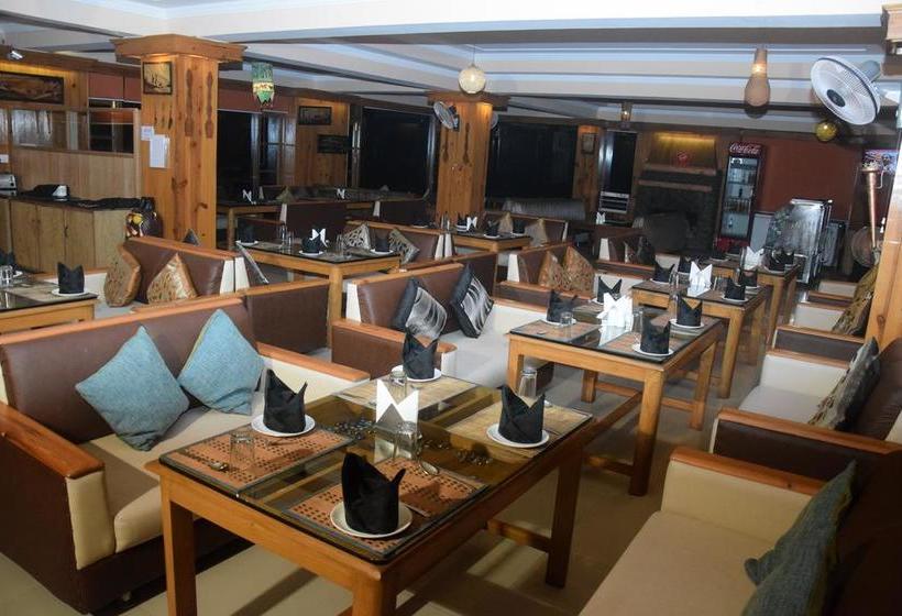 Zinnia Hotels And Resort 9